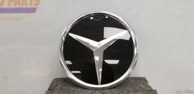 Mercedes-benz 104-10374 20 Mercedes-benz E53 Amg 213 Type Emblem Front Bumper Mounted