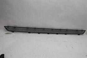 104.mb1303 Mercedes-benz Grille Ml320 2003 03 Mb1036113 1071049