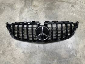 2058881300 Mercedes-benz C W205 Front Bumper Center Grille With Badge Oem A 205 888 13 00