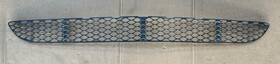 A2198850053 Mercedes-benz 2198850053 06 - 08 W219 Cls-class Front Bumper Lower Center Grille Oem
