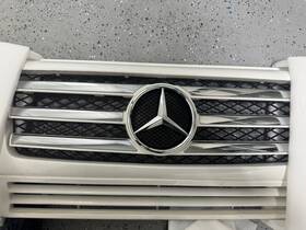 463-888-00-51 Mercedes-benz Oem 2009 - 2018 G550 G55 G63 Amg Front Upper Grille White