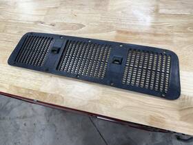 4638870125 Mercedes-benz Genuine G Class Wagon W463 Bonnet Grille Hood Washer Grill Vent
