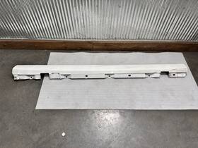 A1776908600 Mercedes-benz 2019-2021 A-class Right Rocker Panel Cover Moulding Oem 11286