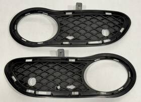 Mercedes-benz A203 885 09 23 C230 W203 2001-2004 Oem Front Bumper Lower Fog Light Grille Set