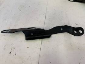 A2044923141 Mercedes-benz 10-13 C207 E550 Coupe Right Exhaust Bracket Oem