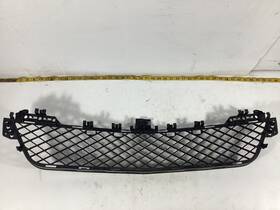 A2048850624 Mercedes-benz 2012 - 2015 C250 Front Bumper Lower Grille Mesh Trim Cover Oem