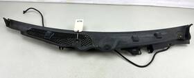 A2078300713 Mercedes-benz 2010-2014 C207 E350 Windshield Cowl Cover Panel Grill Oem