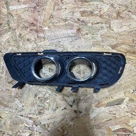 A2128850723 Mercedes Benz W212 Grille Right Lower 2010 2011 2012 2013
