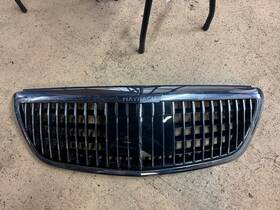 A2228805302 Mercedes-benz A2228800883 2014 - 2017 W222 Maybach S-class Front Grille Oem