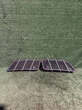 A2308301118 Mercedes-benz 03-12 Amg R230 Sl500 Sl550 Left And Right Side Hood Vent Grill Oem