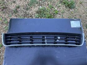 9n7j-17k945-aaw Mercury 2006-2009 Milan Oem Used Front Lower Bumper Cover Grille With Chrome Trim