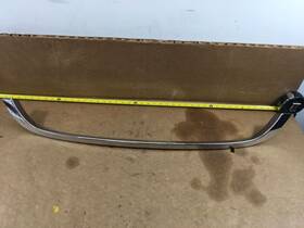 2751040 Mini 2011 - 2016 Cooper Countryman Radiator Grille Upper Chrome Trim