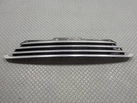 51112752364 Mini 2010 - 2013 Oem Cooper Front Bumper Mounted Upper Grille Assembly Chrome