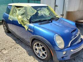51137133847 Mini Used Upper Grille Fits 2005 Cooper Conv S Grade A