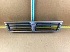 104-58453 Mitsubishi 1991-1992 Galant Front Bumper Grille Oem
