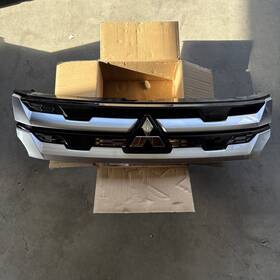 7450b303 Mitsubishi Oem 2020-2023 Outlander Grill Grille Assy Part # See Pics