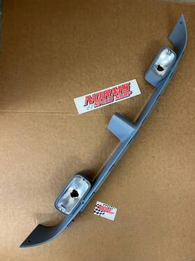 03672933 Mopar E Body Lower Valance Grille Grill Filler Panel Cuda Barracuda 1972-1974 Oe Nos