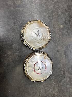 2843992 Mopar Dart Charger Coronet Red Line Dog Dish Hub Cap Oem Set Of 2