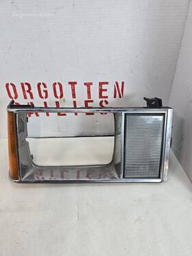 4270574 Mopar Dodge Aries Plymouth Reliant Chrome Headlamp Bezel Rh