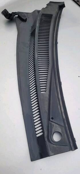 Mopar 55156852 2005 2010 Jeep Grand Cherokee Cowl Grille Cover Right Side Oem