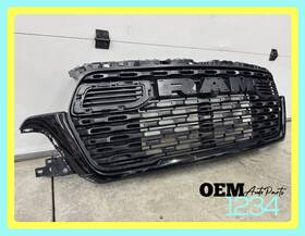 68668817aa Mopar 68668817 2025-2026 Ram 1500 Genuine Oem Black Grille