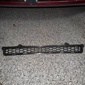 7cw08trmaa Mopar 7cw09 Lower Front Bumper Center Grille Trim Oem Jeep Grand Cherokee 2021