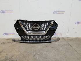 104-10932c Nissan 19 2019 Maxima Center Grille Black Without Front Camera Opt