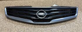 104-11774 Nissan 10-12 Sentra Front Grille Oem Lkq