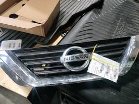 104-60504a Nissan Grille Upper Chrome Fits 16-18 Altima 4087571