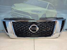 62310-5zq0a Nissan 2017 2018 2019 2020 Armada Sv Grille With Camera Oem Used