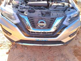 623105hk0a Nissan Used Upper Grille Fits 2017 Rogue Without Surround View Chrome Bezel U