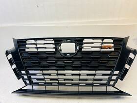 623109hf8e Nissan 2023 2024 Altima Sr Front Grill/grille Without Emblem Oem