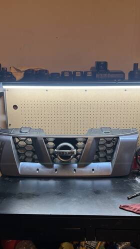 62310ea000 Nissan Trucks Grille Assembly Xterra 05 06 07 08