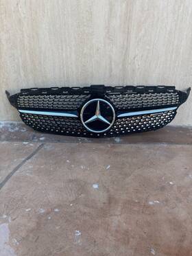 W205 Not Oem 749874621354 Front Grille With Emblem Grill For Mercedes Benz 2019-2021 C200 C300 C43 Amg