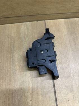 6477r1002 Oem 1003286aa 2013-221 Jeep Chrysler Ram Active Shutter Front Grille Actuator Motor 6477r1002 Oem 1003286aa 2013-221 Jeep Chrysler Ram Active Shutter Front Grille Actuator Motor