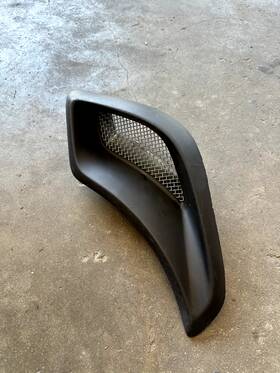 10322761 Oem 1997-2004 C5 Corvette Z06 Lh Rear Brake Duct Scoop Vent