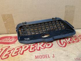 1hm853665a Oem 93-98 Vw Volkswagen Golf Left Lower Bumper Grille