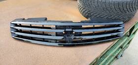 62070-ac500 Oem 2005 2006 Infiniti G35 Sedan Front Upper Black Grille