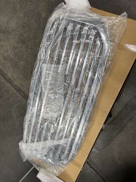 84336881 Oem 2015 - 2020 Gmc Yukon Grille Slt Chrome 15 16 17 18 19 20 Gm