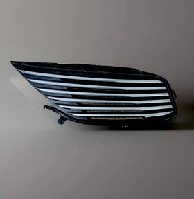 Dp53-8150-aaw Oem 2013-2016 Lincoln Mkz Front Right Radiator Chrome Grille
