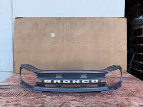 M1pb-8a200-ab Oem Ford Bronco Sport 2021-2024 Front Bumper Upper Grille Molding Trim Assembly