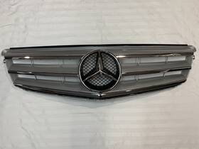 A204880023 Oem Mercedes-benz 2008 - 2014 W204 C300 C350 Upper Center Grille