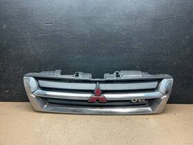 Mr387981 Oem 2001 2002 Mitsubishi Montero Front Upper Grill Grille J7042 Dg