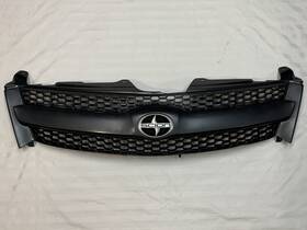 53111-52410 Oem Scion Toyota Factory 2006 Xa Upper Center Grille With Emblem