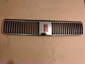 10068934 Oldsmobile Ciera Grill 1988-1992