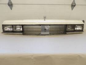 12337443 Oldsmobile Ciera 1982-1984 Front End Header Panel Assembly Headlight Grille