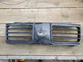 15009417 Oldsmobile 1998 1999 2000 2001 Bravada Grille With Emblem