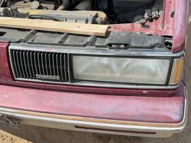 22530640 Oldsmobile 1987-1989 Olds 88 Driver Left Front Grille Assembly Oem