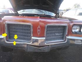 407220 Oldsmobile 1971 Delta 88 Grille Grill Bezel Liner Right Side