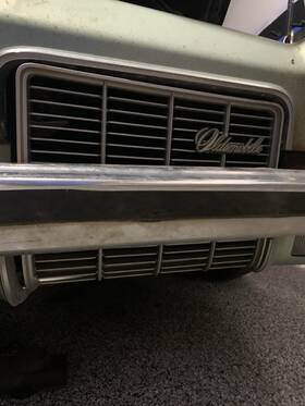 412989 Oldsmobile 1973 Cutlass F37 G37 Front Grill Lh